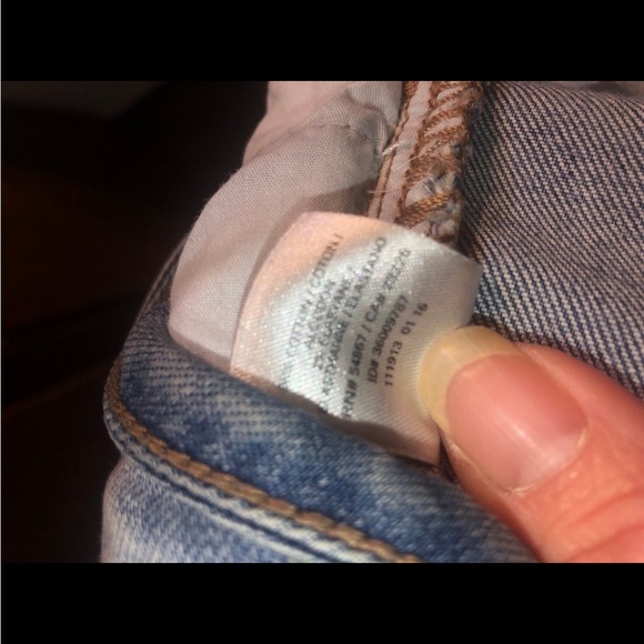 Victoria's Secret PINK denim shorts - Picture 4 of 5